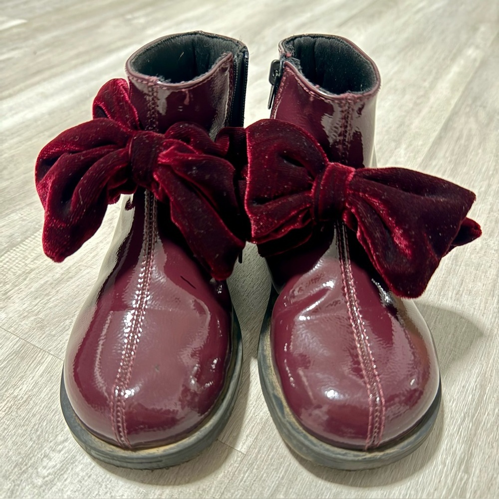 Zara kids  Ankle boots with a patent finish and bow burgundy sz 27 us 9.5 - Picture 4 of 9
